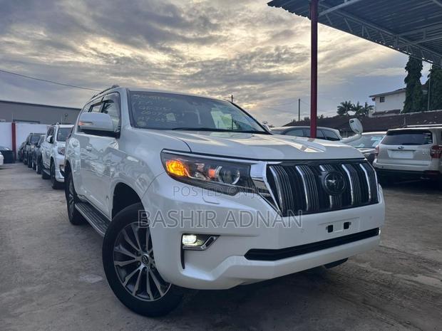 Toyota Land Cruiser Prado 2.8 2020 Off white