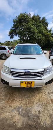 Subaru Forester 2009 White for sale