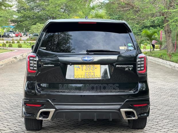 Subaru Forester 2014 Black