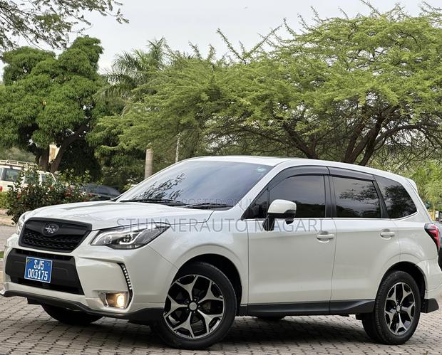 Subaru Forester 2015 Pearl