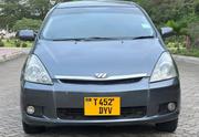 Toyota Wish 2005 Gray for sale