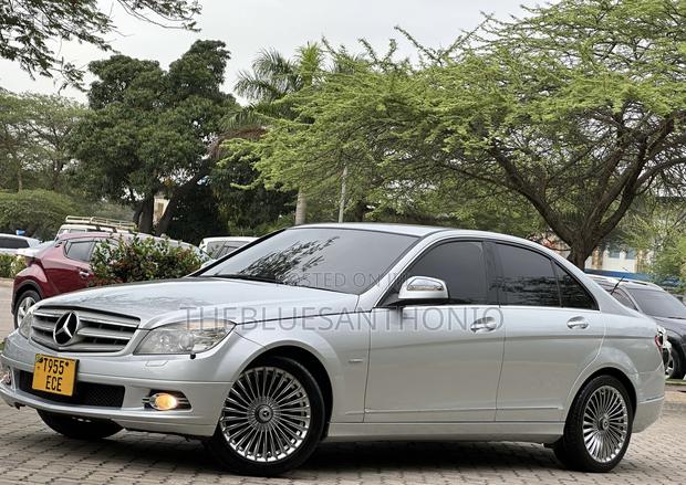 Mercedes-Benz C-Class 2008 Silver