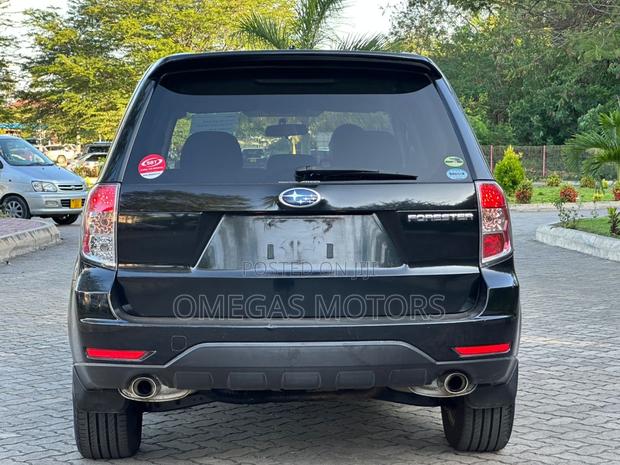 Subaru Forester 2.0D X 2009 Black