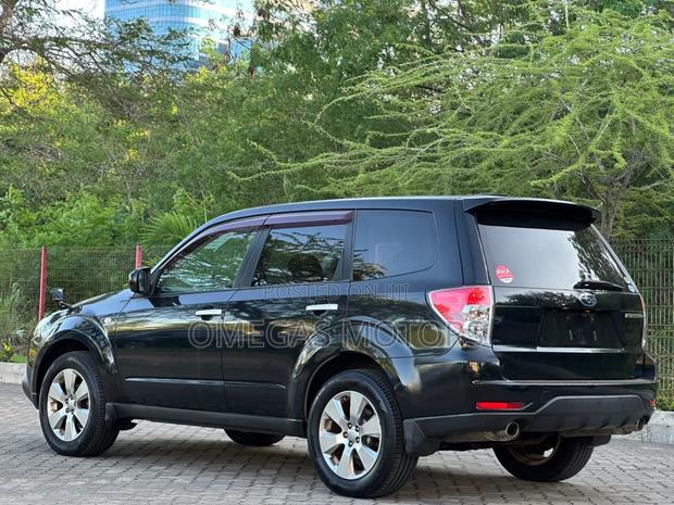 Subaru Forester 2.0D X 2009 Black