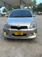 Toyota Vitz 2004 Silver for sale