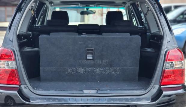 Toyota Kluger 2005 Black