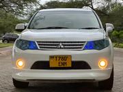 Mitsubishi Outlander 2006 White for sale