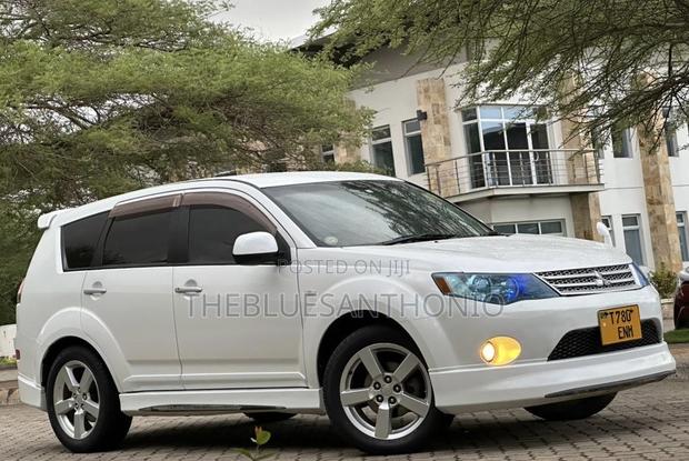 Mitsubishi Outlander 2007 White