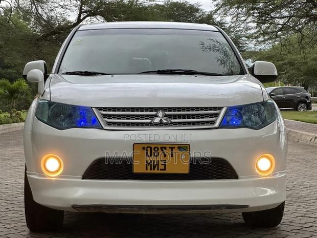Mitsubishi Outlander 2008 White