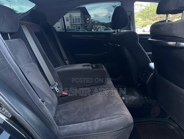 Toyota Crown 2006 Matt Black
