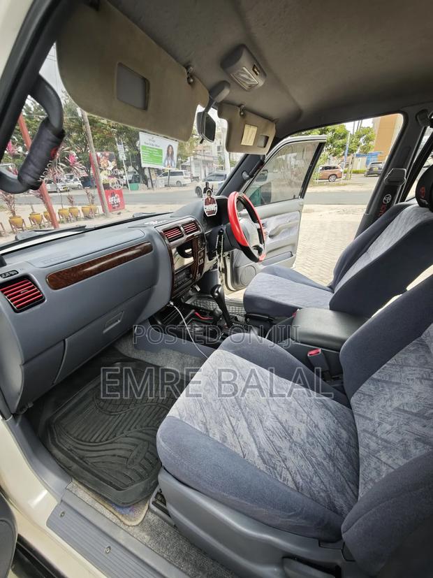 Toyota Land Cruiser Prado 2.7 16V 5dr 1999 White