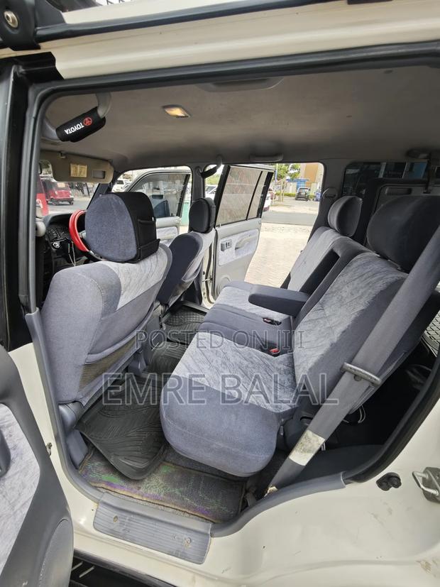 Toyota Land Cruiser Prado 2.7 16V 5dr 1999 White