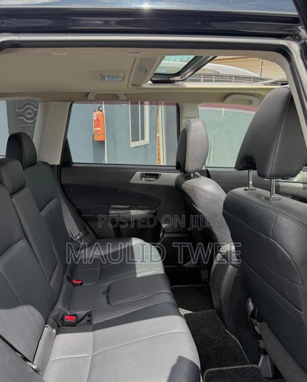 Subaru Forester 2011 Black