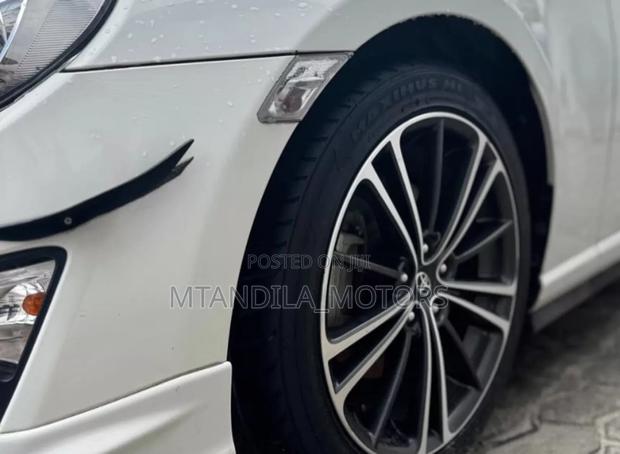 Toyota GT86 2015 White