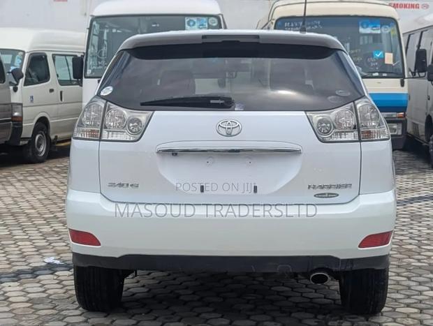 Toyota Harrier 2.4 2006 White