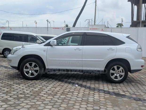 Toyota Harrier 2.4 2006 White