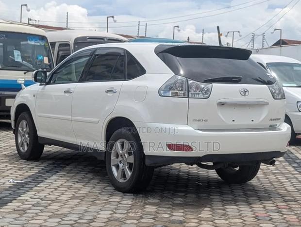 Toyota Harrier 2.4 4WD 2008 White