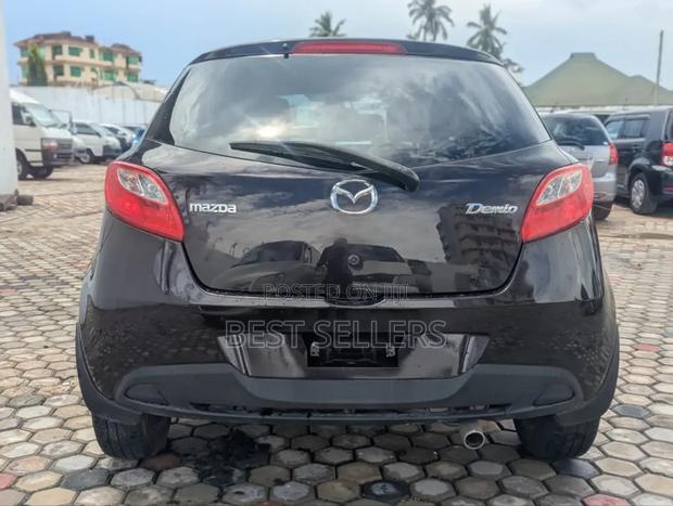 Mazda Demio 2010 Black