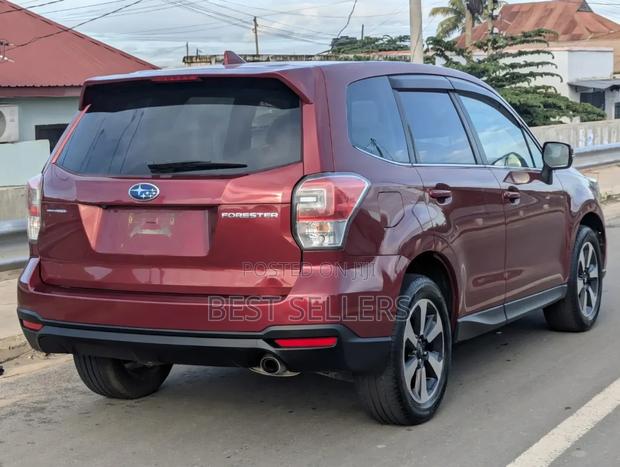 Subaru Forester 2.5i Limited AWD 2016 Red