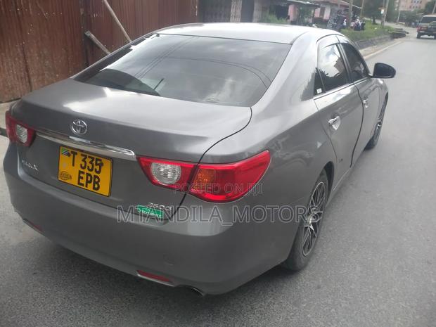 Toyota Mark X 2.5 AWD 2010 Gray