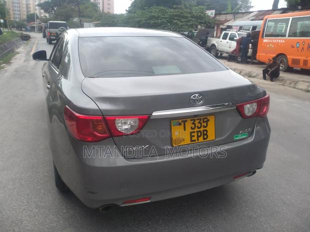Toyota Mark X 2.5 AWD 2010 Gray