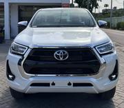 New Toyota Hilux 2025 Off white for sale