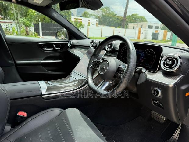 Mercedes-Benz C200 2023 Gray