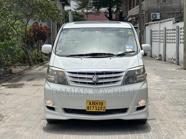Toyota Alphard 2007 White