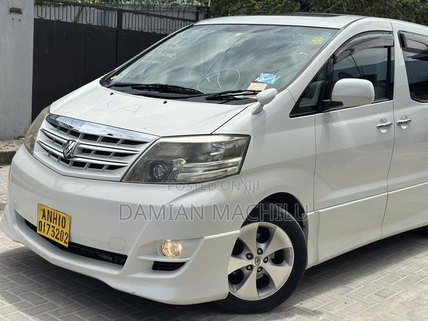 Toyota Alphard 2007 White