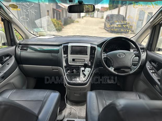 Toyota Alphard 2007 White