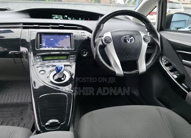 Toyota Prius 2010 Silver