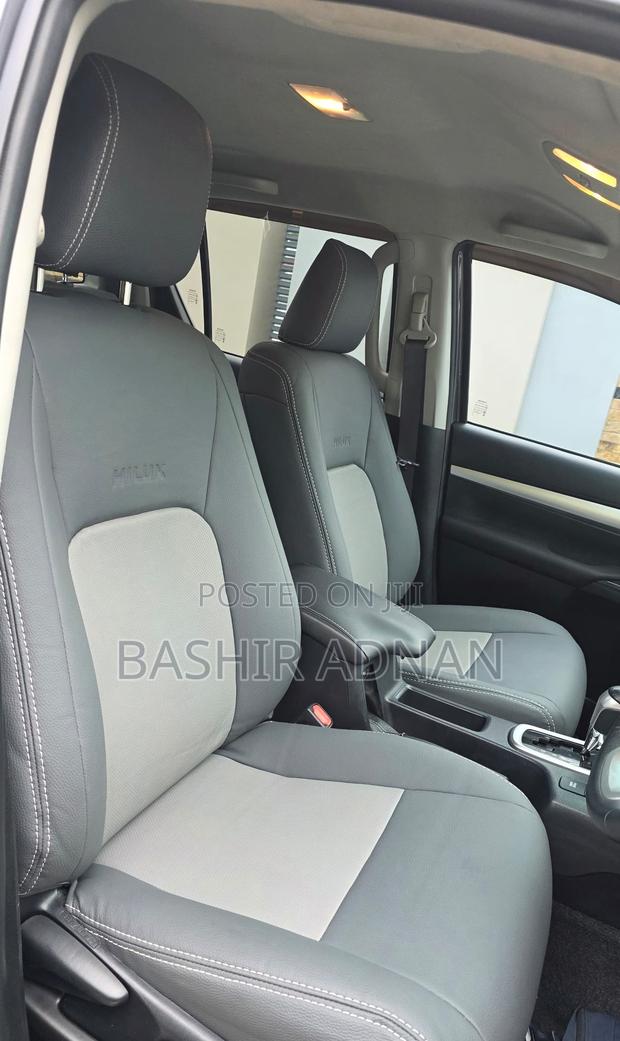 Toyota Hilux Revo Double Cab Deisel 2.8 AWD 2021 Gray