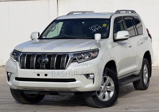 Toyota Land Cruiser Prado 2.8 2018 Pearl
