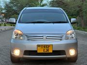 Toyota Raum 2005 Silver for sale