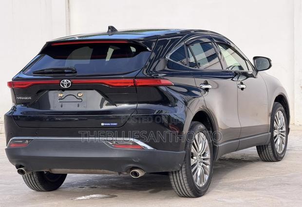 Toyota Harrier 2020 Black