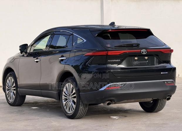 Toyota Harrier 2020 Black
