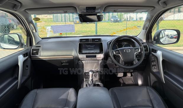 Toyota Land Cruiser Prado 2.8 2020 White