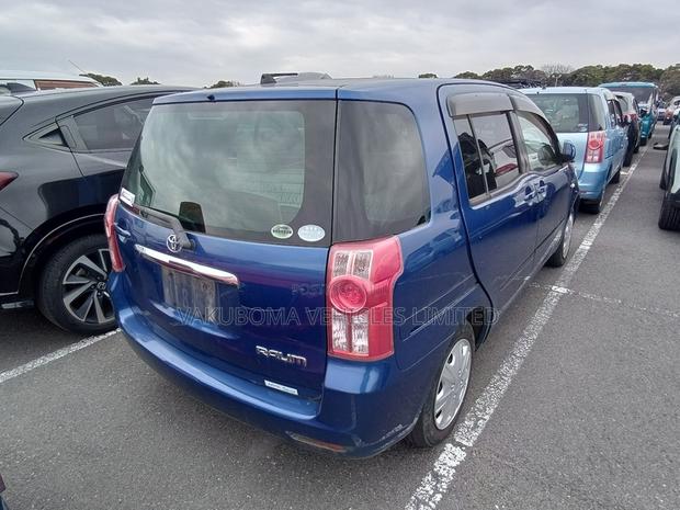 Toyota Raum 2009 Blue