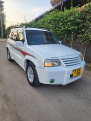 Suzuki Escudo 2003 White for sale
