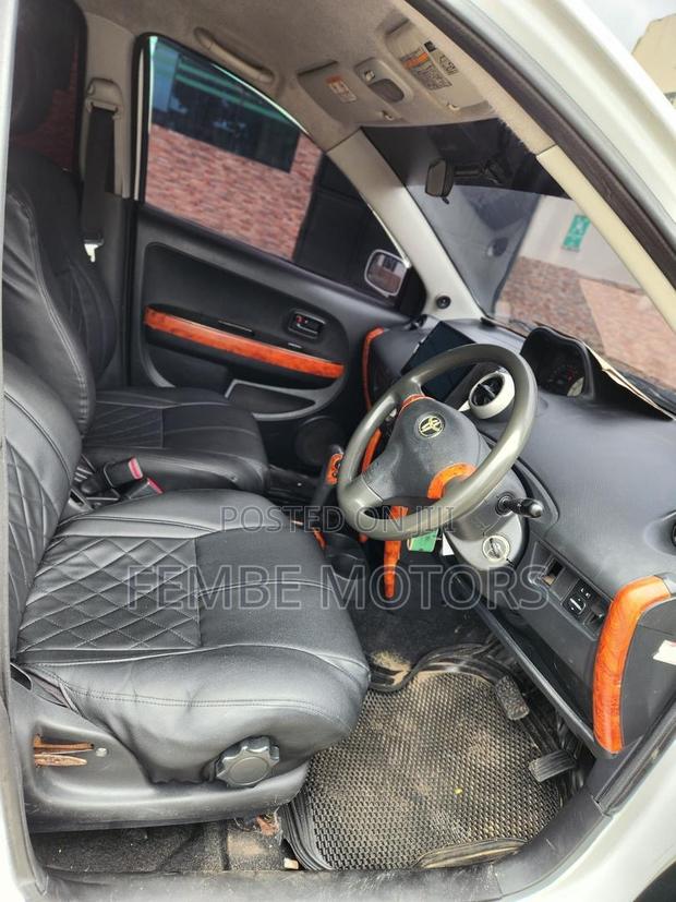 Toyota IST 2005 White