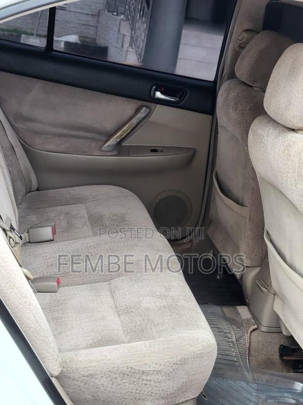 Toyota Premio 2005 White