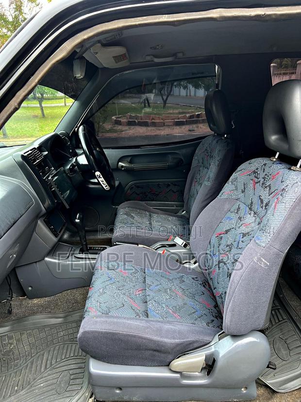 Toyota RAV4 1999 Black