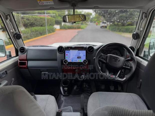 Toyota Land Cruiser 4.5 V8 TD 2019 White