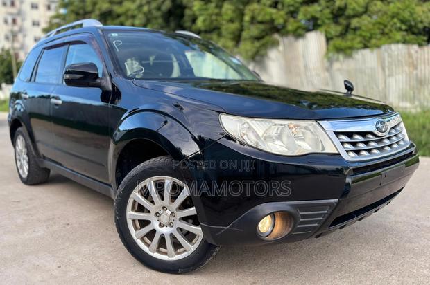 Subaru Forester 2.0D X 2011 Black