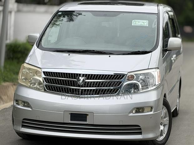 Toyota Alphard 2004 Silver