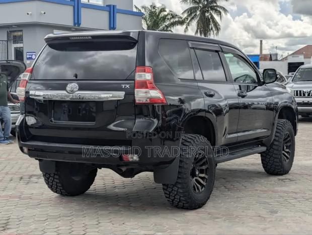 Toyota Land Cruiser Prado 3.0 190hp 2017 Black