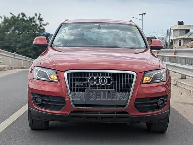 Audi Q5 2.0 TDi Quattro 2009 Maroon