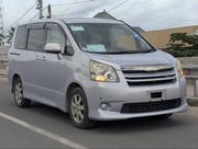 Toyota Noah 2.0 143hp AWD (8 Seater) 2008 Silver for sale