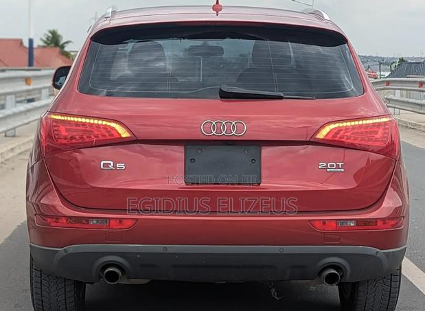 Audi Q5 2009 Red