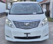 Toyota Alphard 2.4 Petrol FWD 2010 White for sale